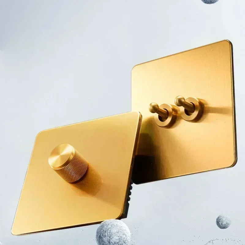 Wandleuchte Kippschalter Gold  – Home Improvement Years Bewertung und Preis